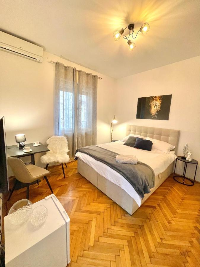 Studio Manu Apartamento Split Exterior foto
